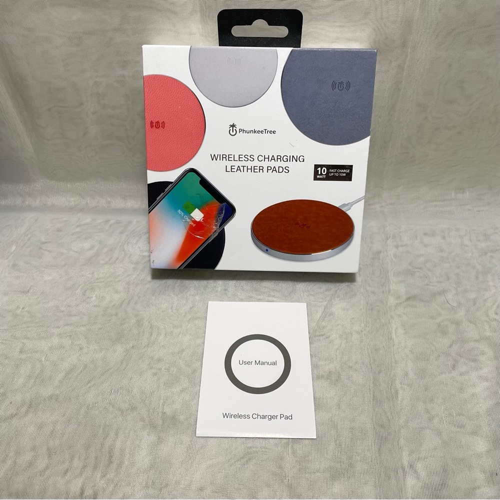 Native Union Wireless Charging Leather Pad, NIB
